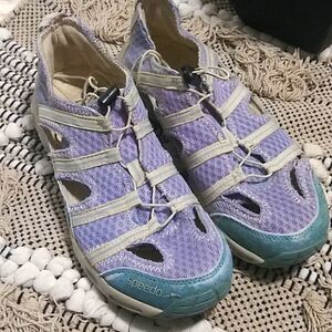 Speedo waterproof walking shoes 